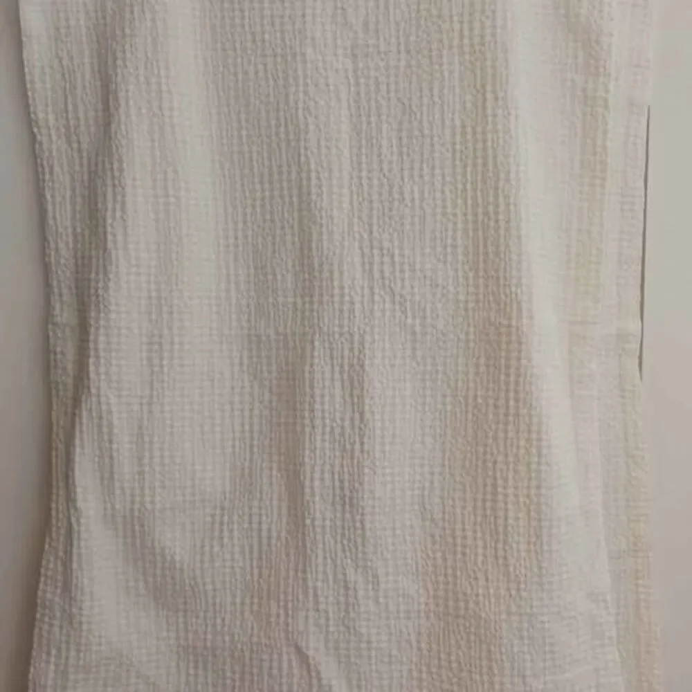 2 Threshold white waffle weave king sz pillowcases classic cottagecore bedding